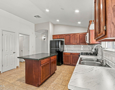 2724 Granite Rock Place - Photo Thumbnail 12