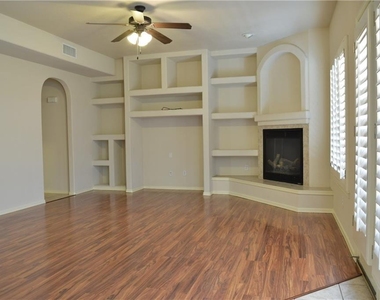 6332 Franklin Vista Drive - Photo Thumbnail 8