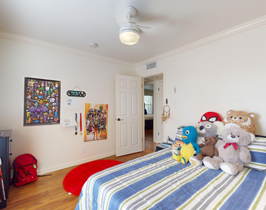 453 El Camino Drive - Photo Thumbnail 21
