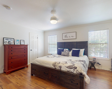 453 El Camino Drive - Photo Thumbnail 18