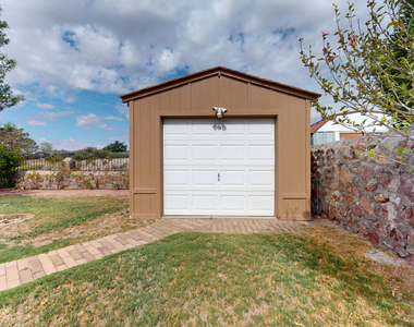 453 El Camino Drive - Photo Thumbnail 34