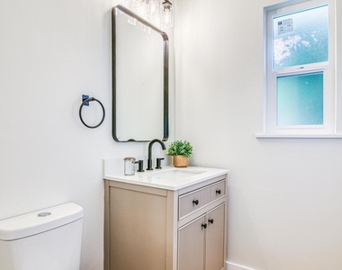 1210 La Cruz Drive - Photo Thumbnail 35