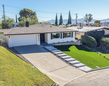 1210 La Cruz Drive - Photo Thumbnail 58