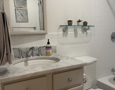 245 Sunnyridge Avenue - Photo Thumbnail 12
