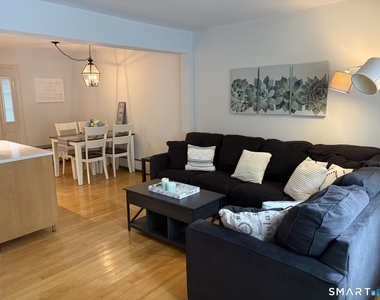 245 Sunnyridge Avenue - Photo Thumbnail 1