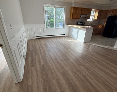 52 Academy Avenue - Photo Thumbnail 5