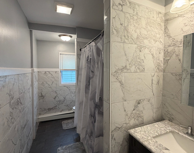 589 Winchester Avenue - Photo Thumbnail 5