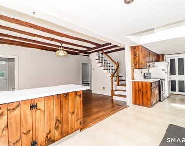 34 Old Park Lane Road - Photo Thumbnail 11