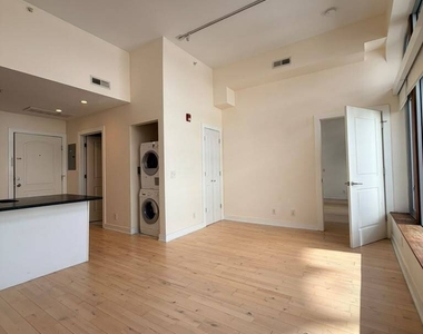 804 Chapel Street - Photo Thumbnail 3