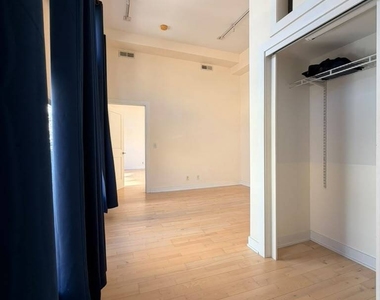804 Chapel Street - Photo Thumbnail 2