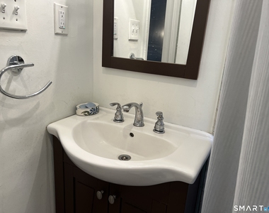 132 Summer Street - Photo Thumbnail 14