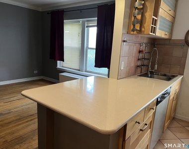 132 Summer Street - Photo Thumbnail 6