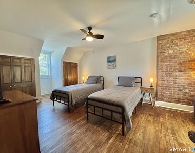 69 Morse Avenue - Photo Thumbnail 21