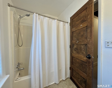 69 Morse Avenue - Photo Thumbnail 25