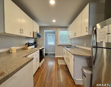 69 Morse Avenue - Photo Thumbnail 10