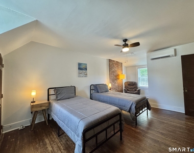 69 Morse Avenue - Photo Thumbnail 22