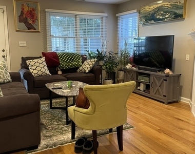 750 Quinnipiac Avenue - Photo Thumbnail 5