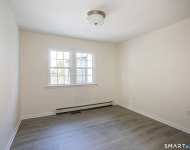 123 Old Litchfield Road - Photo Thumbnail 22