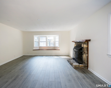 123 Old Litchfield Road - Photo Thumbnail 14