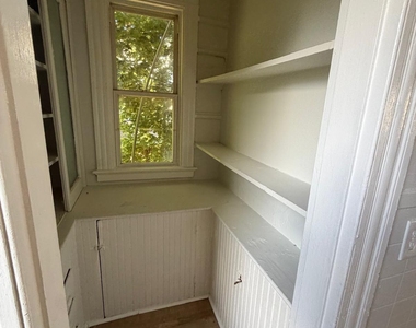 183 Chestnut Avenue - Photo Thumbnail 6