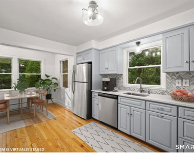 412 Main Street - Photo Thumbnail 1