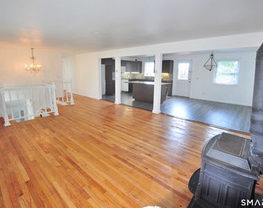 13 Pleasant View Avenue - Photo Thumbnail 10