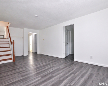 13 Pleasant View Avenue - Photo Thumbnail 31