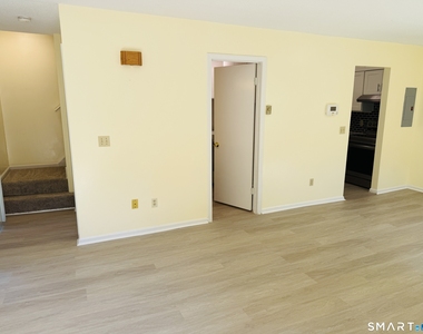64 Deerwood Lane - Photo Thumbnail 16