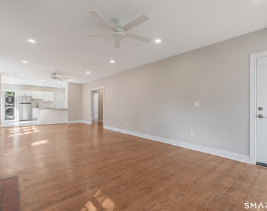 27 Bretton Road - Photo Thumbnail 10