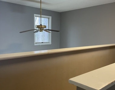 163 Trotters Way - Photo Thumbnail 11
