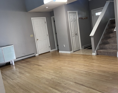 163 Trotters Way - Photo Thumbnail 30