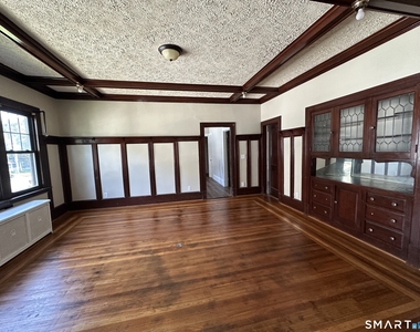 304 Edgewood Street - Photo Thumbnail 15