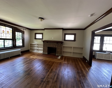 304 Edgewood Street - Photo Thumbnail 18
