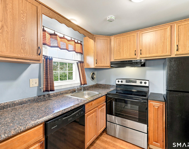 45 Brewster Road - Photo Thumbnail 9