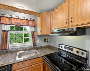 45 Brewster Road - Photo Thumbnail 11
