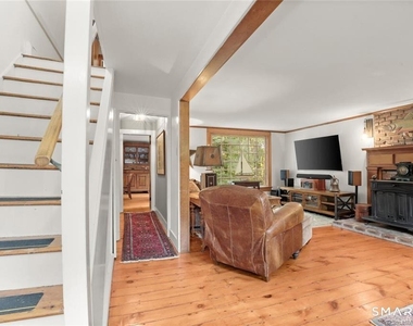 47 Hollow Tree Ridge Road - Photo Thumbnail 4