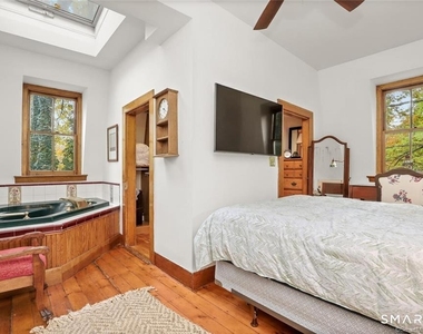 47 Hollow Tree Ridge Road - Photo Thumbnail 17
