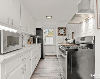 47 Hollow Tree Ridge Road - Photo Thumbnail 11