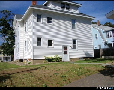 120 Quaker Lane - Photo Thumbnail 2