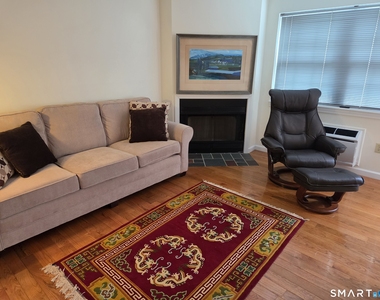 37d Crystal Lane - Photo Thumbnail 4