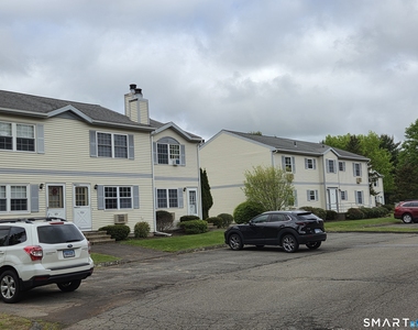 37d Crystal Lane - Photo Thumbnail 2
