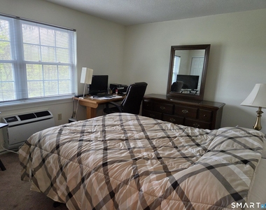 37d Crystal Lane - Photo Thumbnail 8