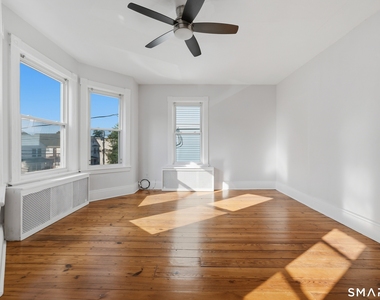 394 Gregory Street - Photo Thumbnail 4