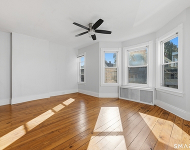 394 Gregory Street - Photo Thumbnail 5