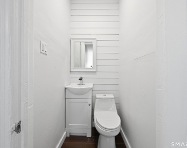 394 Gregory Street - Photo Thumbnail 6