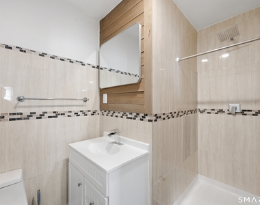 394 Gregory Street - Photo Thumbnail 10