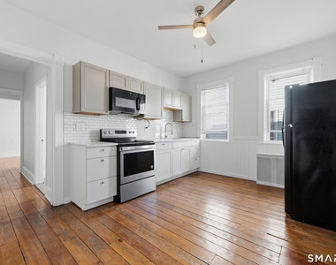 394 Gregory Street - Photo Thumbnail 12