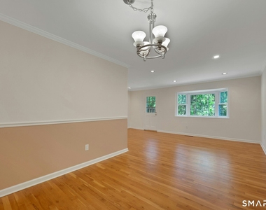 37 Sheephill Road - Photo Thumbnail 10