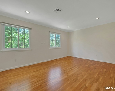 37 Sheephill Road - Photo Thumbnail 18