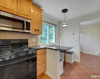 37 Sheephill Road - Photo Thumbnail 15